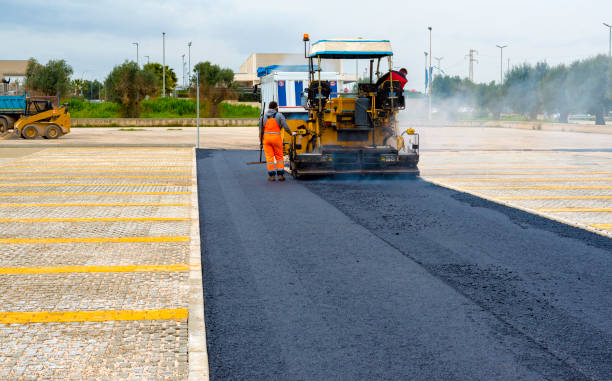 Best Interlocking Driveway Pavers  in Iola, KS