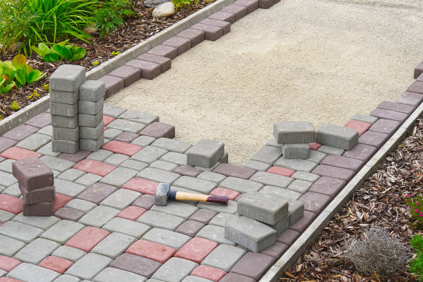 Best Cobblestone Driveway Pavers  in Iola, KS