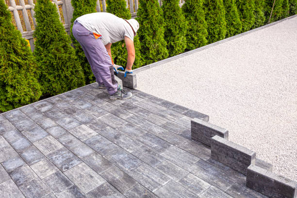Best Commercial Driveway Pavers  in Iola, KS